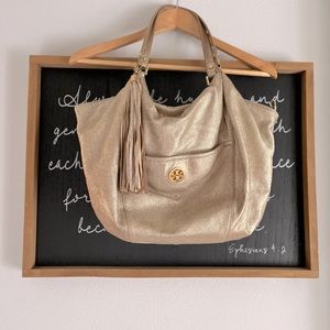 Gorgeous Tory Burch Gold Metallic Shimmer Hobo Bag